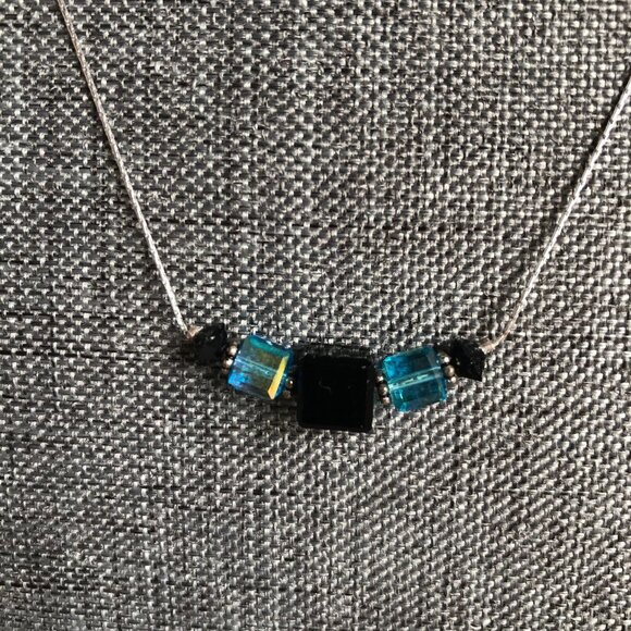 Hand Crafted Beaded Pendant Necklace Blue+Black OS - Picture 3 of 7